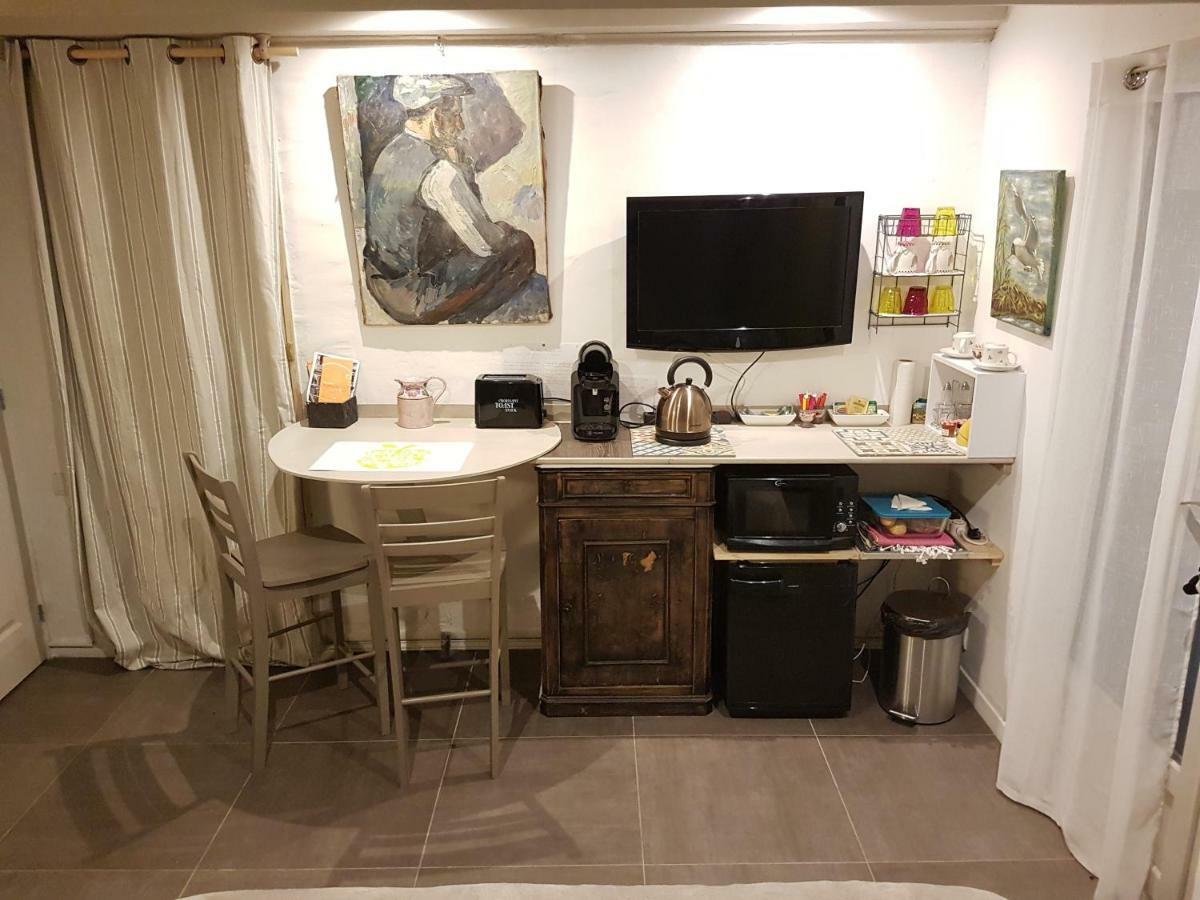 Chambre d'Hôte - Mas Le Barret Arles Extérieur photo