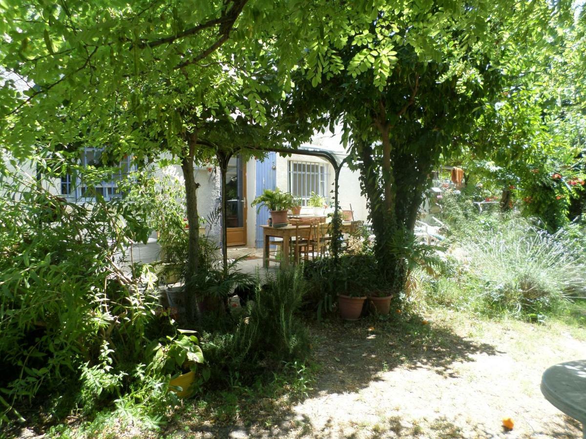 Chambre d'Hôte - Mas Le Barret Arles Extérieur photo